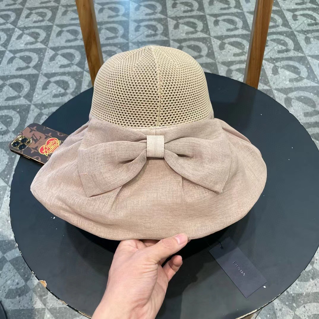  PRADA普拉达 新款大帽檐遮阳帽，渔夫帽，小红书网红爆款 防紫外线大檐遮脸防晒太阳渔夫帽