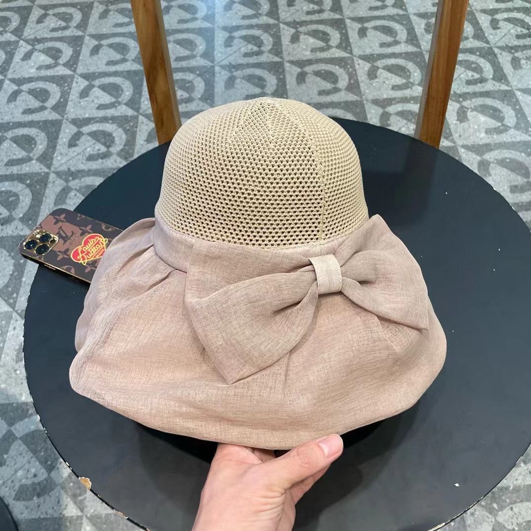  PRADA普拉达 新款大帽檐遮阳帽，渔夫帽，小红书网红爆款 防紫外线大檐遮脸防晒太阳渔夫帽