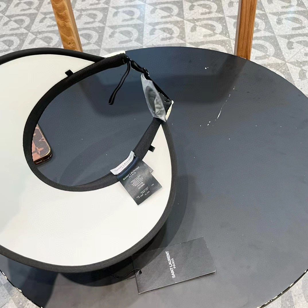 【YSL圣罗兰】夏季新款大蝴蝶结新中式大沿空顶帽～
轻奢风，遮阳防晒款