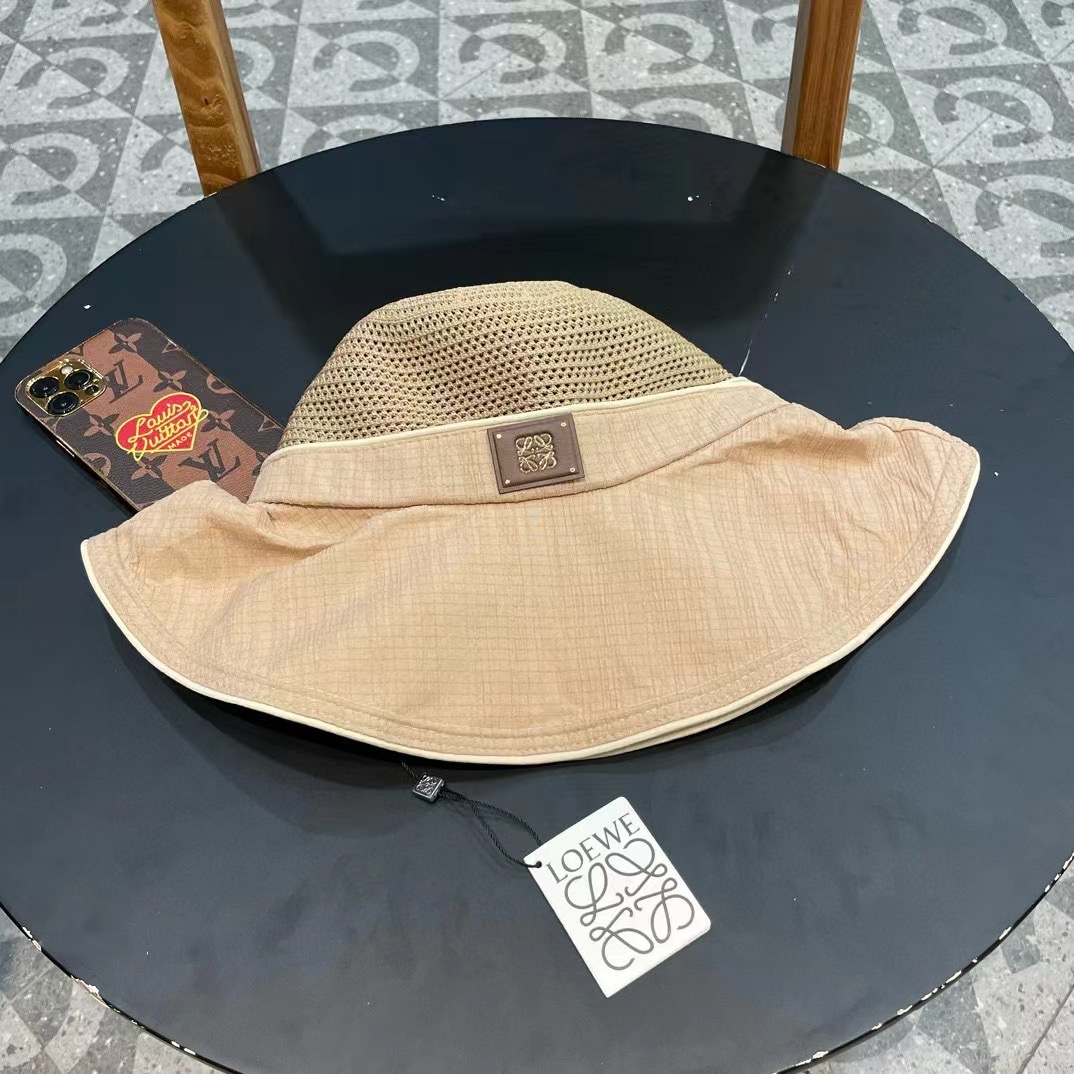  LOEWE罗意威防晒帽女新款渔夫帽防紫外线大帽檐夏季遮阳帽子大头围，方便携带