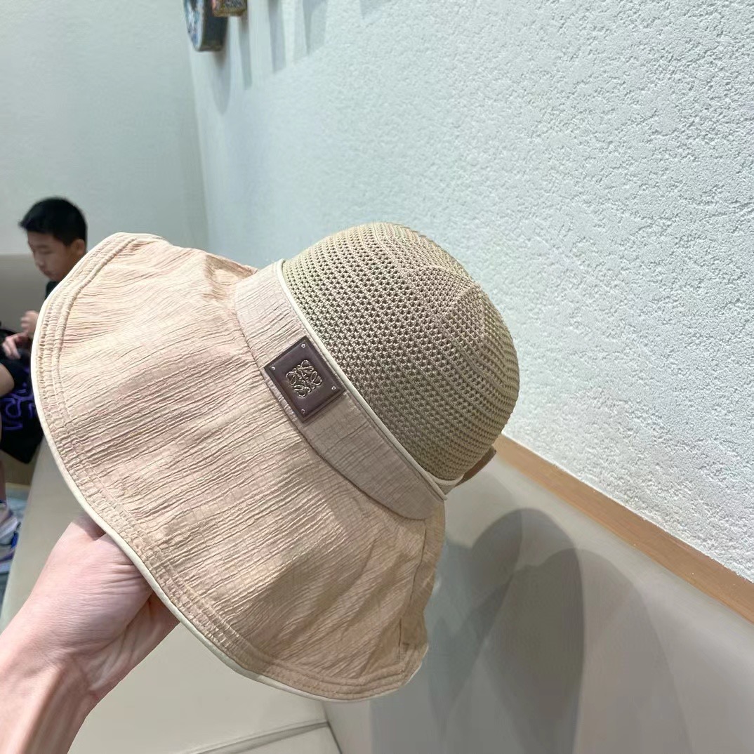  LOEWE罗意威防晒帽女新款渔夫帽防紫外线大帽檐夏季遮阳帽子大头围，方便携带