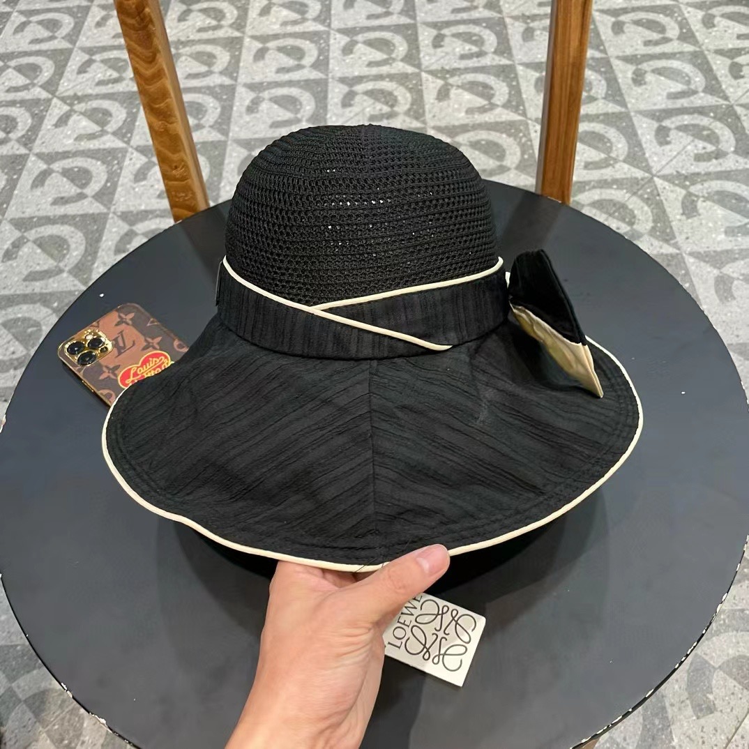  LOEWE罗意威防晒帽女新款空顶帽防紫外线大帽檐夏季遮阳帽子大头围，方便携带