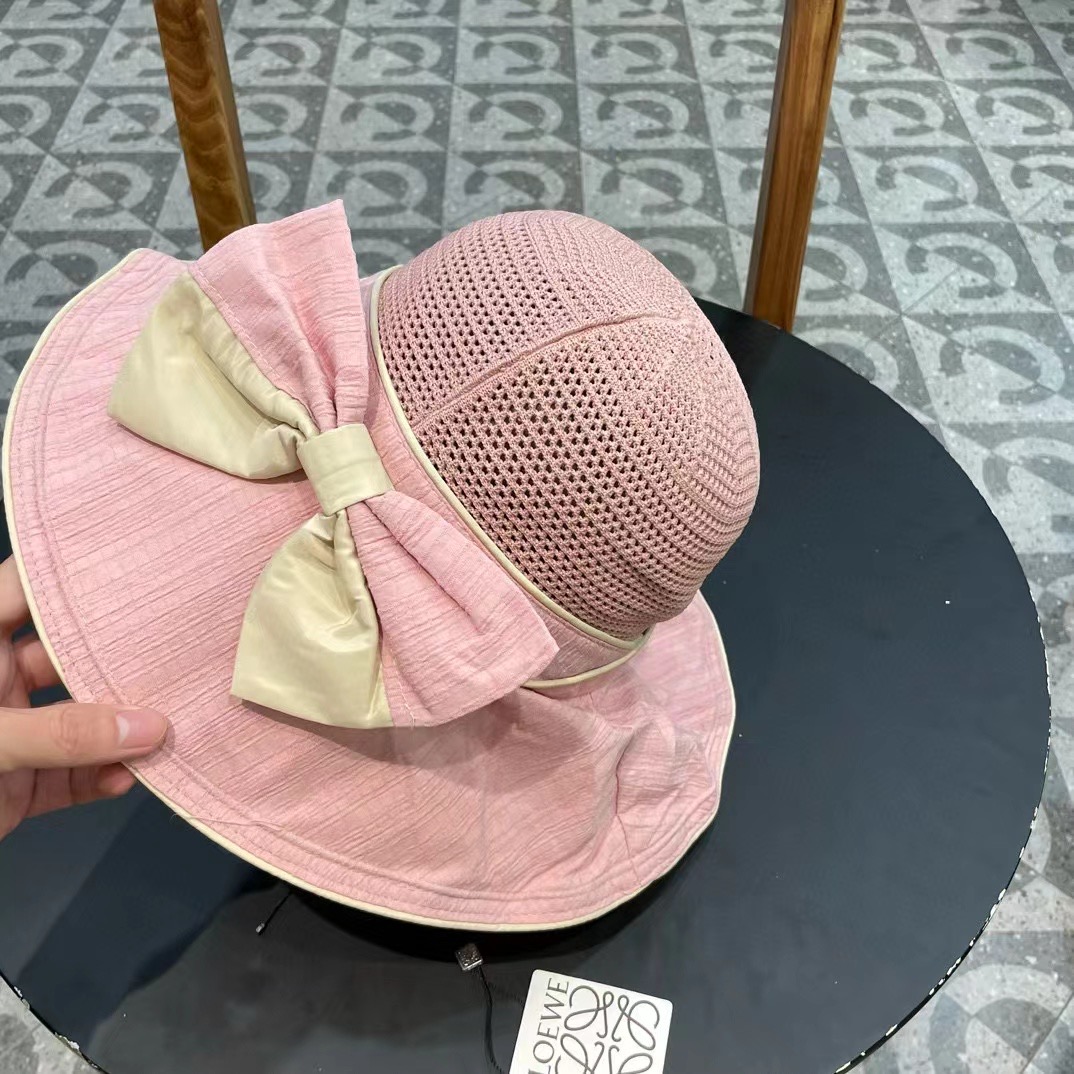  LOEWE罗意威防晒帽女新款渔夫帽防紫外线大帽檐夏季遮阳帽子大头围，方便携带