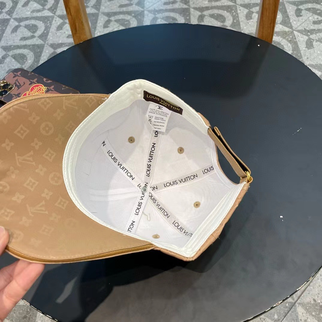   LouiVuittonLV👒专柜新款路易威登家刺绣棒球帽，简单大方 男女通用遮阳帽，