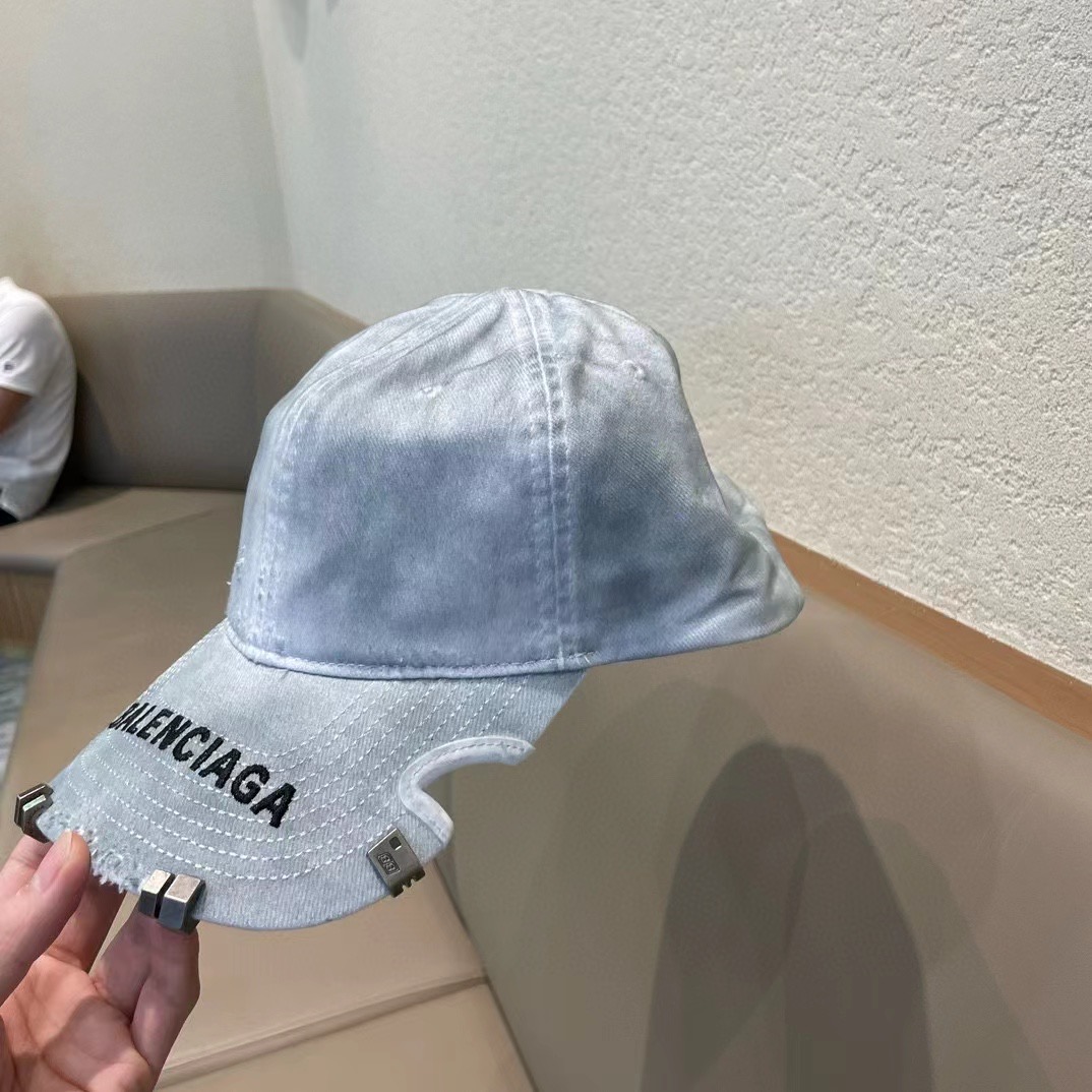  新品Balenciaga巴黎世家新款棒球帽
现货秒发🧢简约时尚超级无敌好看的帽子！情侣款！原单货比起其