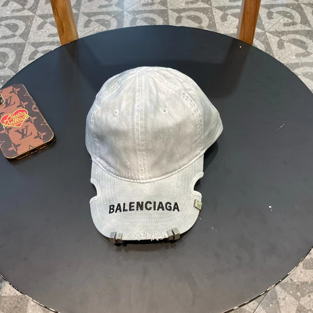  新品Balenciaga巴黎世家新款棒球帽
现货秒发🧢简约时尚超级无敌好看的帽子！情侣款！原单货比起其
