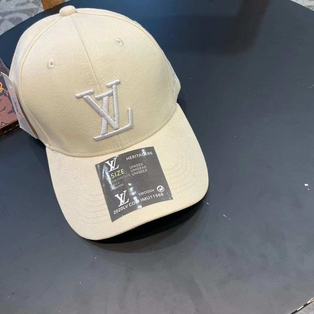  路易威登棒球帽LouisVuitton🧢  
LV棒球帽，简约大气，经典老花，男女用