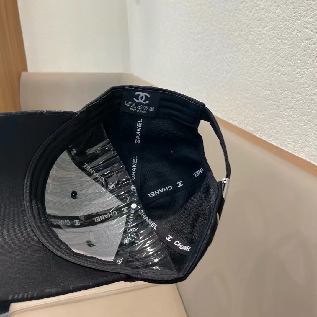  【CHANEL香奈儿】2024新款刺绣山茶花棒球帽，新款出货，大牌款超好搭配，赶紧入手！