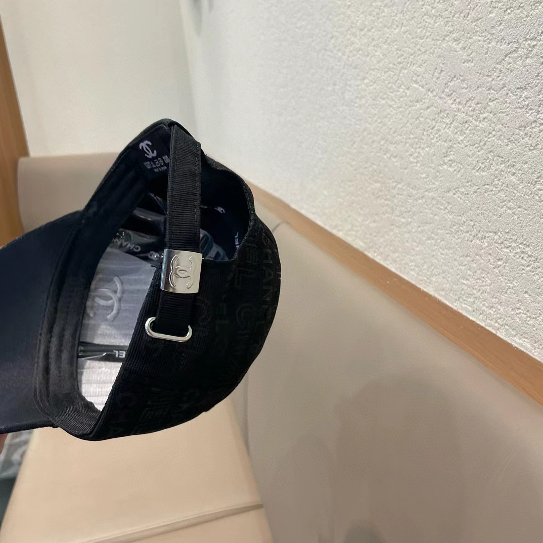  【CHANEL香奈儿】2024新款刺绣山茶花棒球帽，新款出货，大牌款超好搭配，赶紧入手！