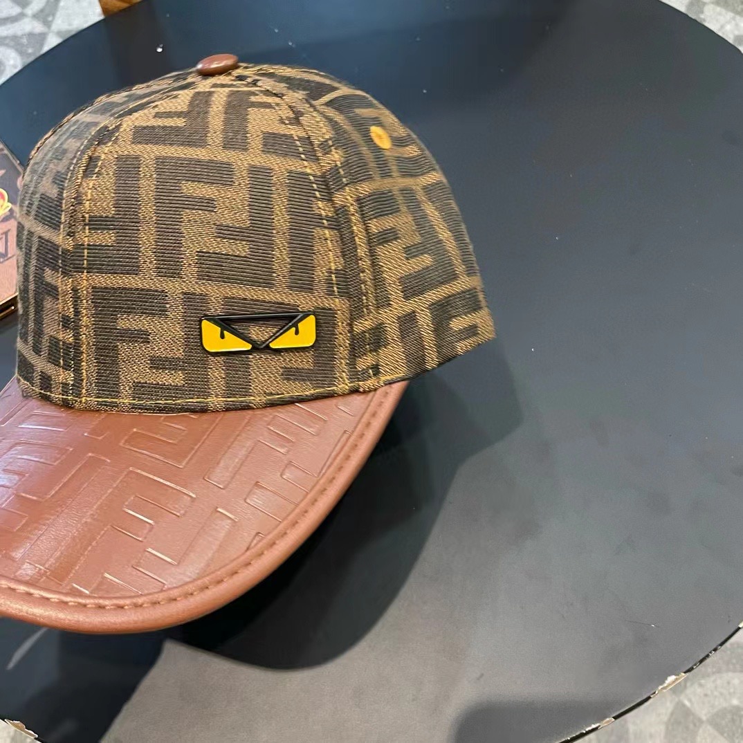   FENDI芬迪 老花系列棒球帽🧢 经典FF中古单品，气质穿搭单品，质量杠杠强