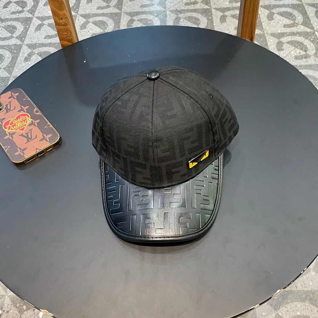 NO:222142,FENDI Presbyterian series baseball hat classic FF mid-year items, temperament and wearable items, quality [strong] hat fisherman hat baseball hat knit hat, hat, fendi, fendi, espadrilles, hats19860909FENDI芬迪 老花系列棒球帽 经典FF中古单品,气质穿搭单品,质量杠杠[强]帽子渔夫帽棒球帽针织帽,帽子,fendi,fendi,espadrilles,hats,hat