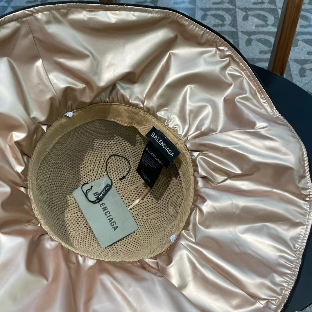  BALENCIAGA巴黎世家2025夏季新款渔夫帽，简约休闲百搭款，头围57cm