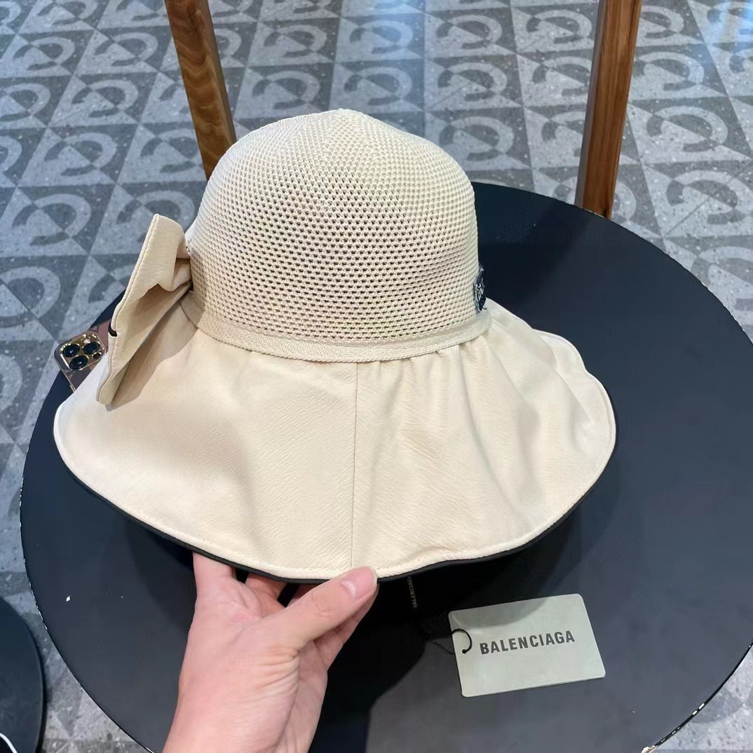  BALENCIAGA巴黎世家2025夏季新款渔夫帽，简约休闲百搭款，头围57cm