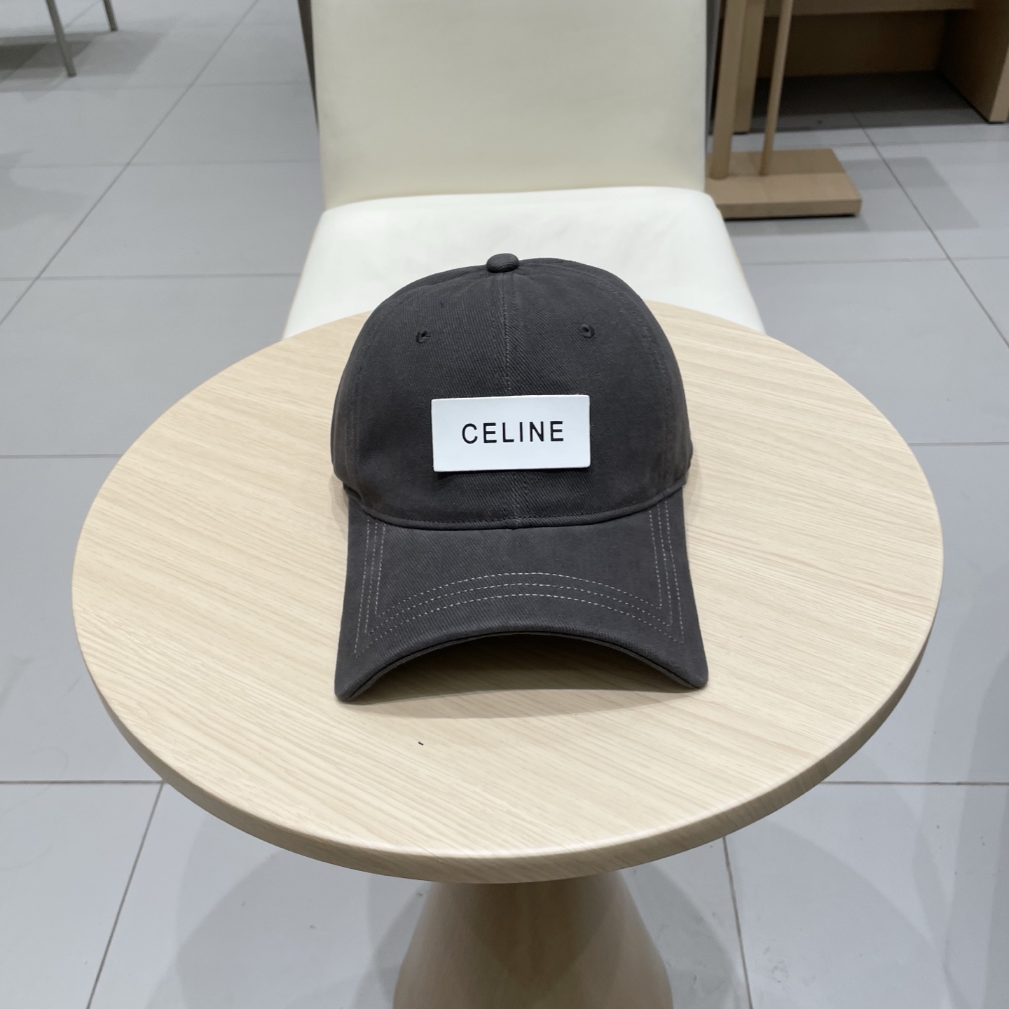 NO:221800,CELINE New Baseball Cap Original Single Baseball Cap Original 1.1 Replica Fabric Light and breathable. Perfect fit, original quality, suitable for men and women!  Hat fisherman hat baseball hat knit hat, hat, celine, espadrilles, hats19860909CELINE 塞琳 新款 棒球帽  原单棒球帽 原版1.1复刻 面料轻盈透气. 完美版型, 原厂品质,男女适用！帽子渔夫帽棒球帽针织帽,帽子,celine,espadrilles,hats,hat