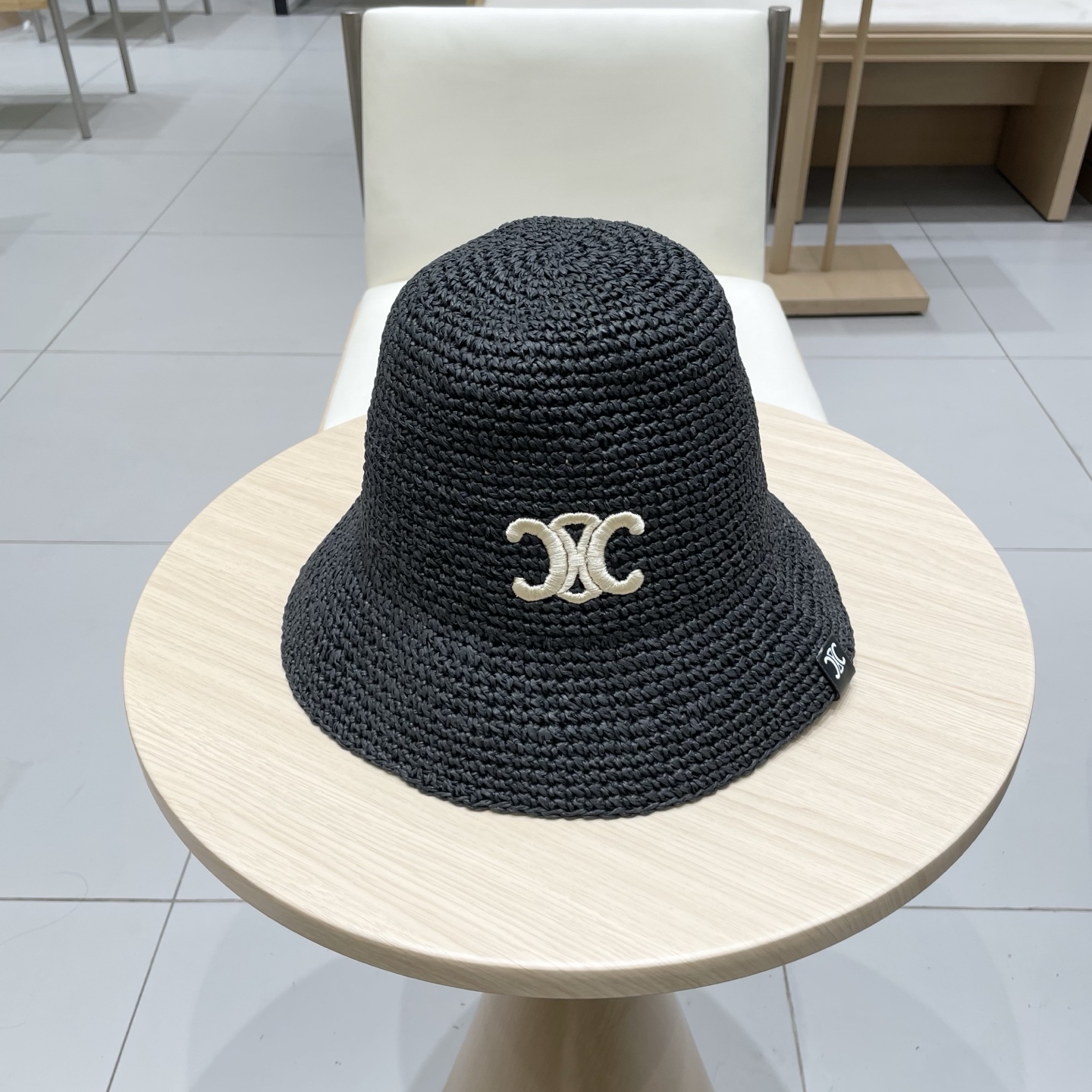 celine塞琳女款2025新款凯旋门拉菲草渔夫帽女夏季透气防晒帽度假沙滩