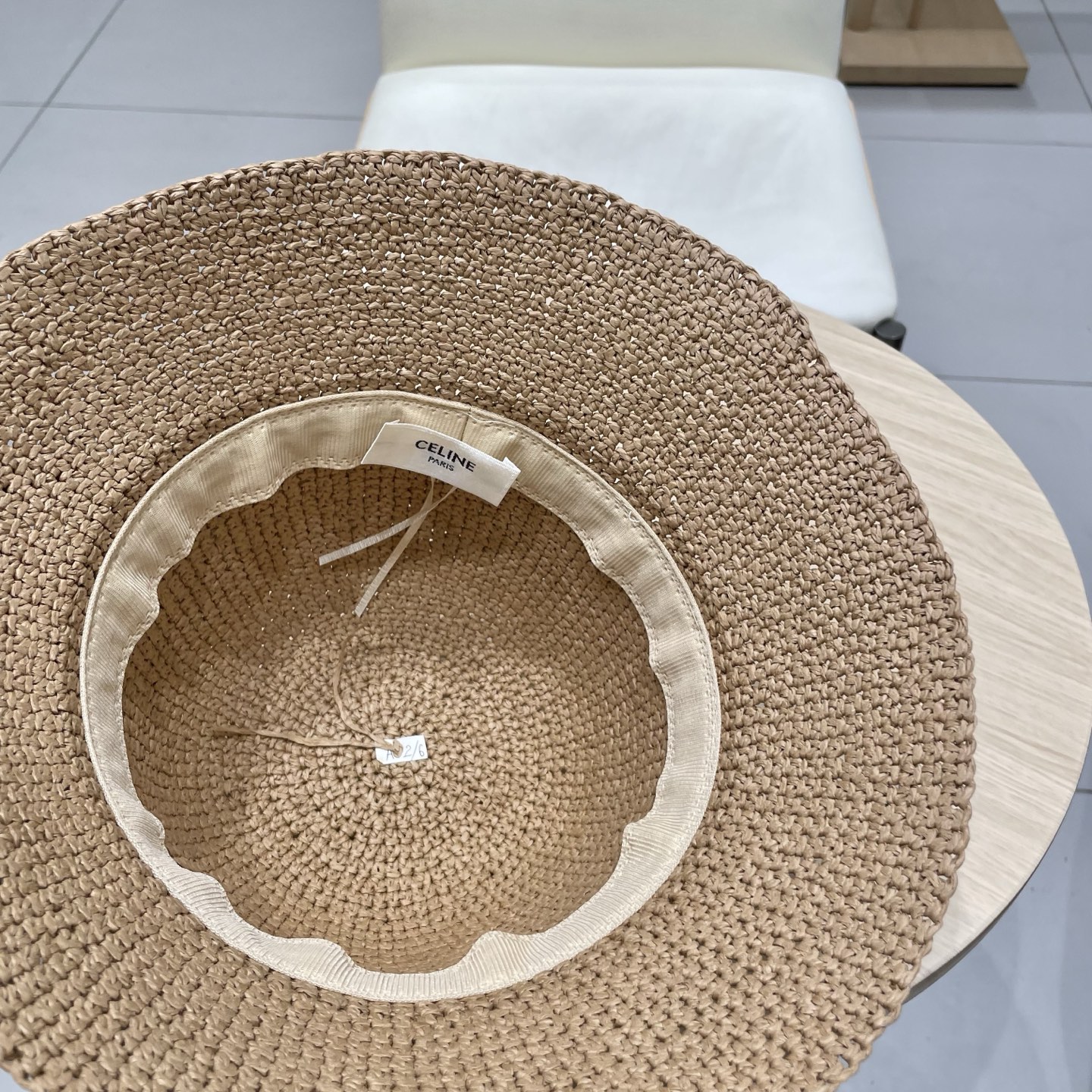 celine塞琳女款2025新款凯旋门拉菲草渔夫帽女夏季透气防晒帽度假沙滩