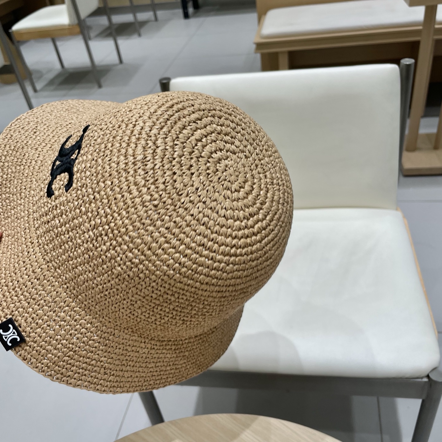 celine塞琳女款2025新款凯旋门拉菲草渔夫帽女夏季透气防晒帽度假沙滩