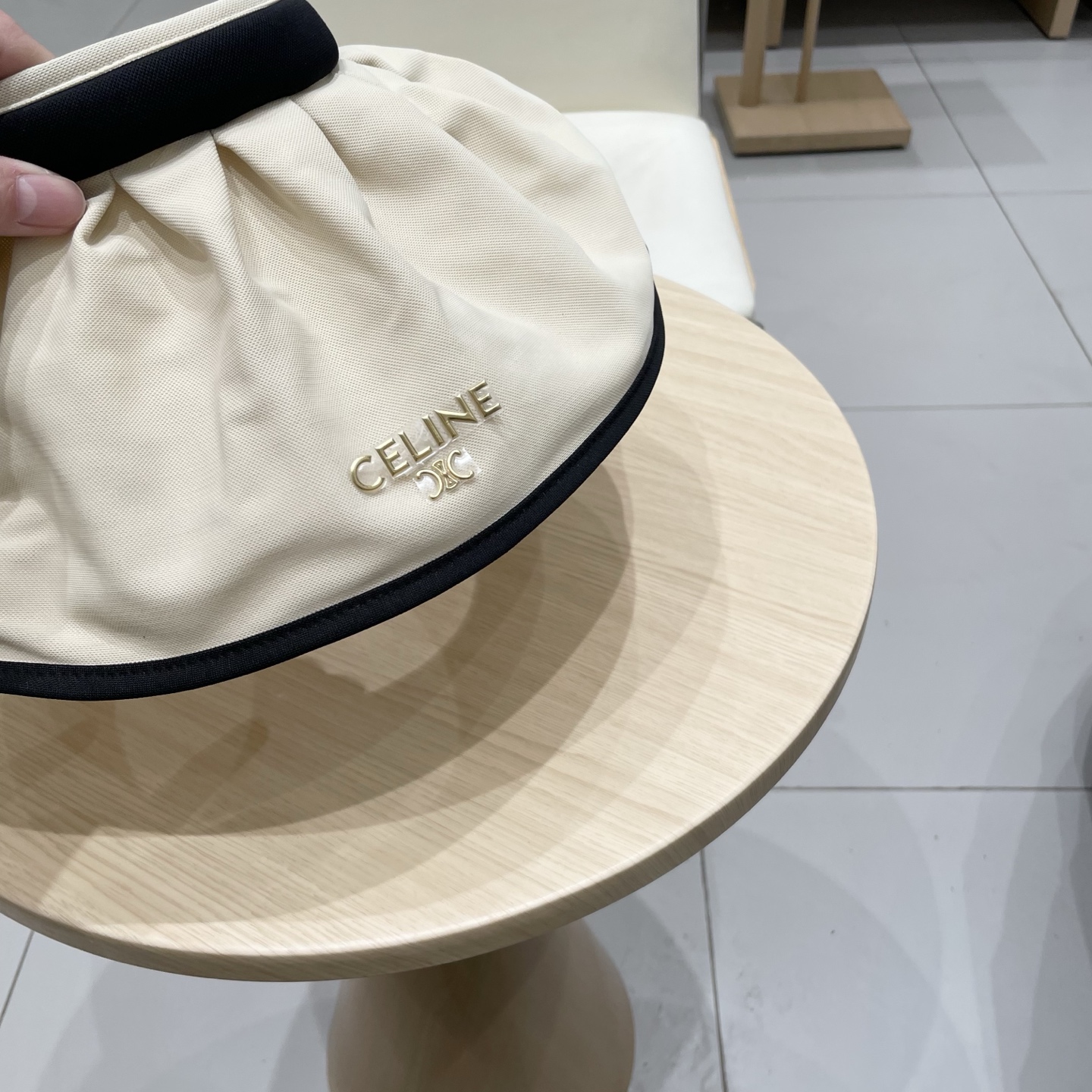 celine塞琳户外防晒帽夏季防晒贝壳帽大帽檐遮阳发箍帽空顶黑胶贝壳帽子