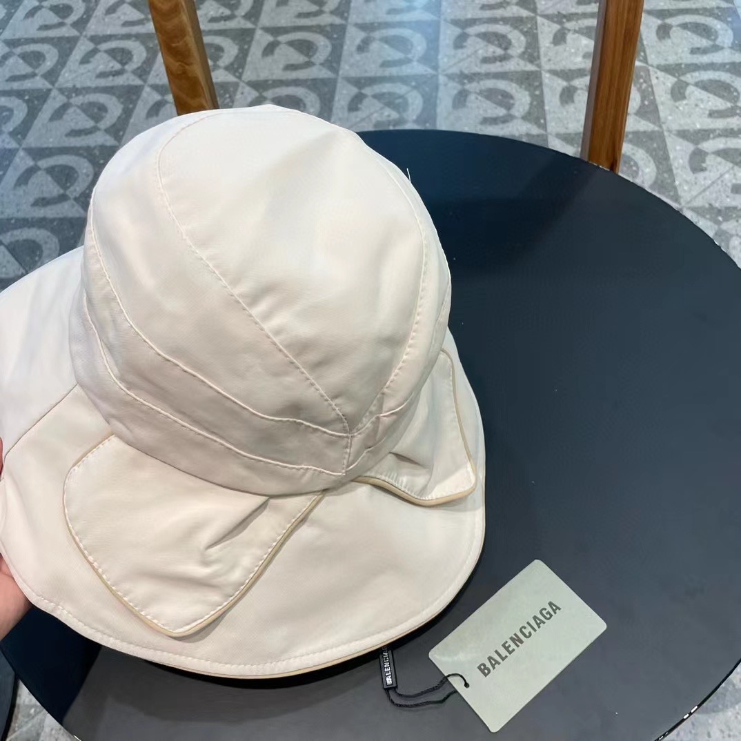 BALENCIAGA巴黎世家夏季新款渔夫帽，简约休闲百搭款，头围57cm