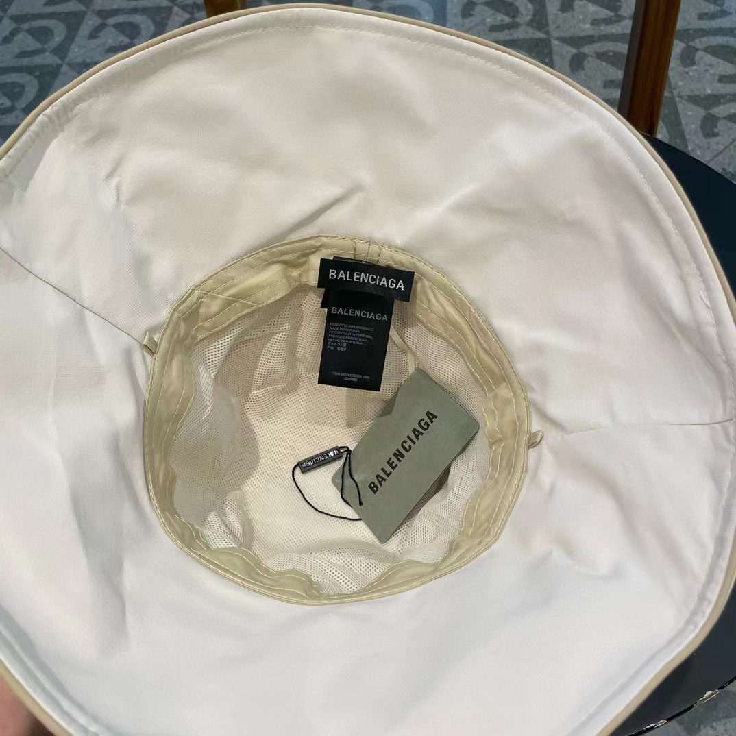 BALENCIAGA巴黎世家夏季新款渔夫帽，简约休闲百搭款，头围57cm