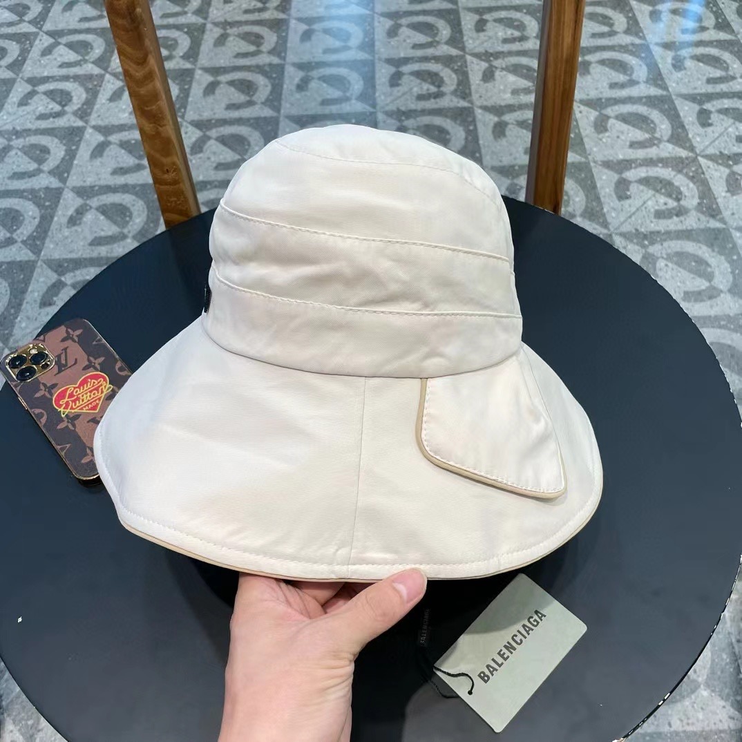 BALENCIAGA巴黎世家夏季新款渔夫帽，简约休闲百搭款，头围57cm