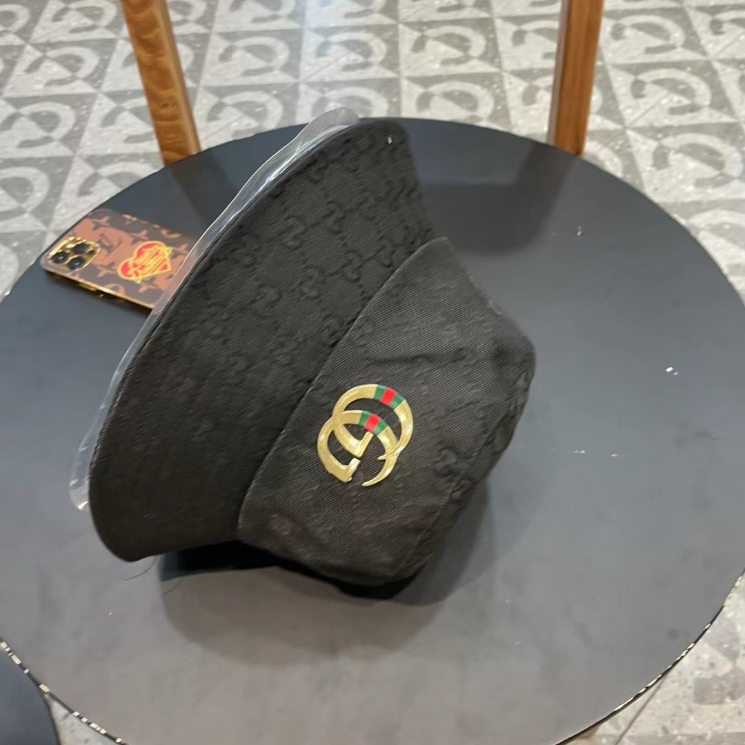   GUCCI古奇渔夫帽👒官网新品Gucci渔夫帽火爆来袭 工艺非常精美 高档大气上档次！低调奢华，方便