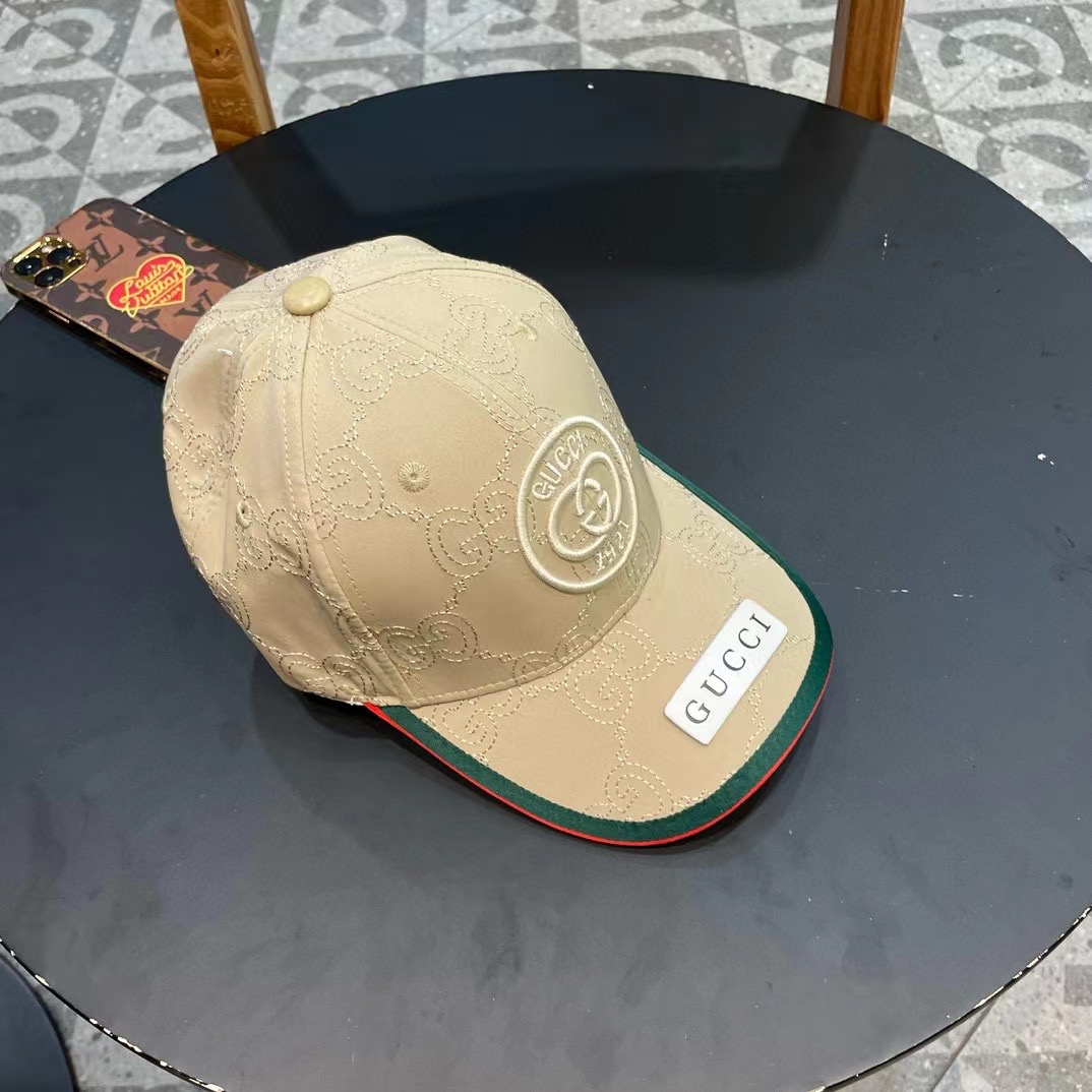 【GUCCI古奇棒球帽🧢，专柜新款简约很潮！休闲运动款，经典制作，超级好搭衣服！