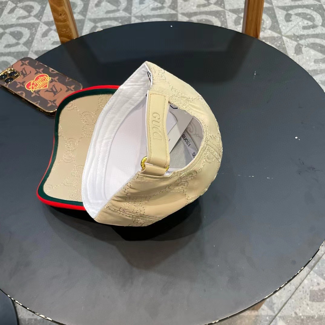 【GUCCI古奇棒球帽🧢，专柜新款简约很潮！休闲运动款，经典制作，超级好搭衣服！