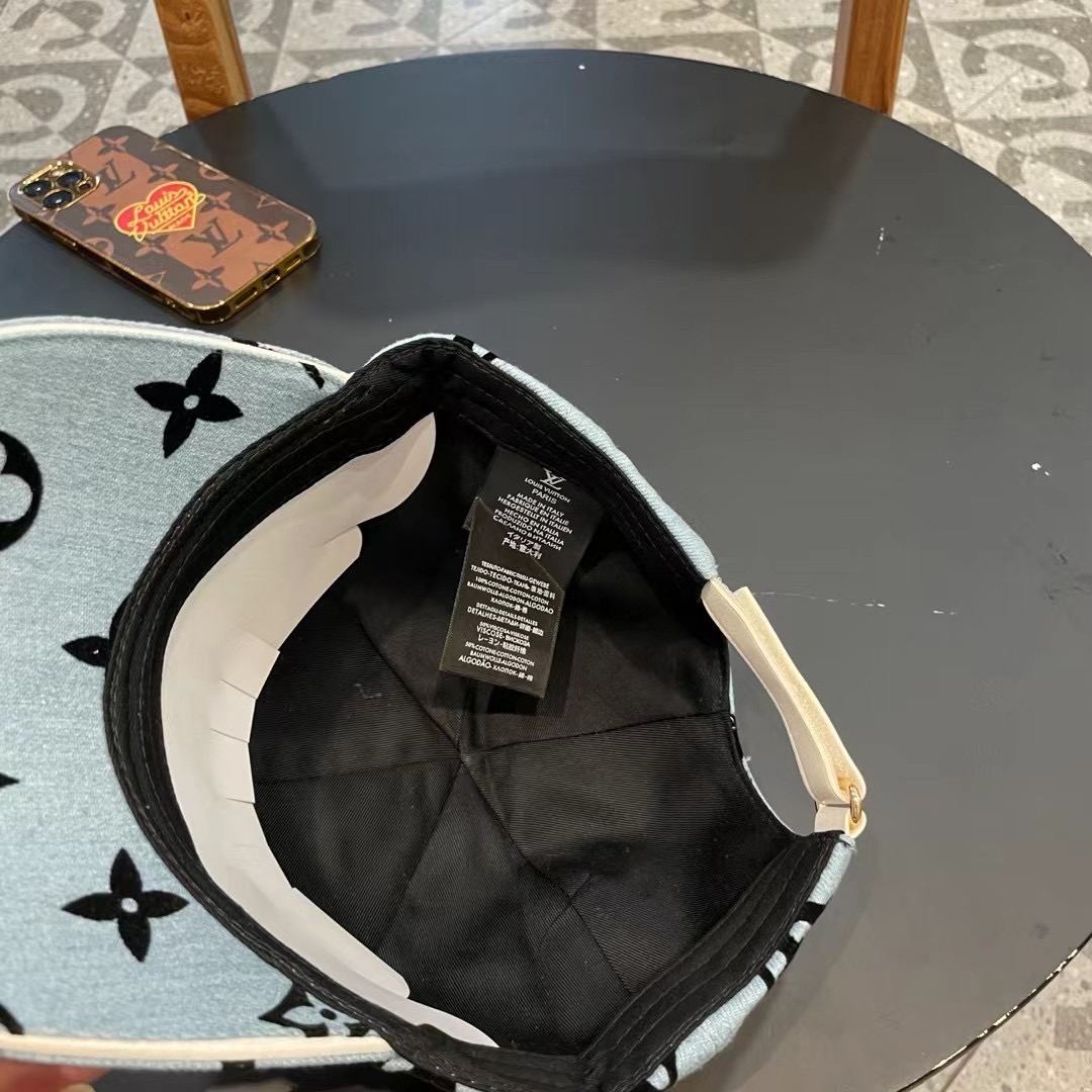 上新！路易威登 LouisVuitton 😍新款LV棒球帽，重工打造♥️早春系列高端大气，百搭款🤗男女通