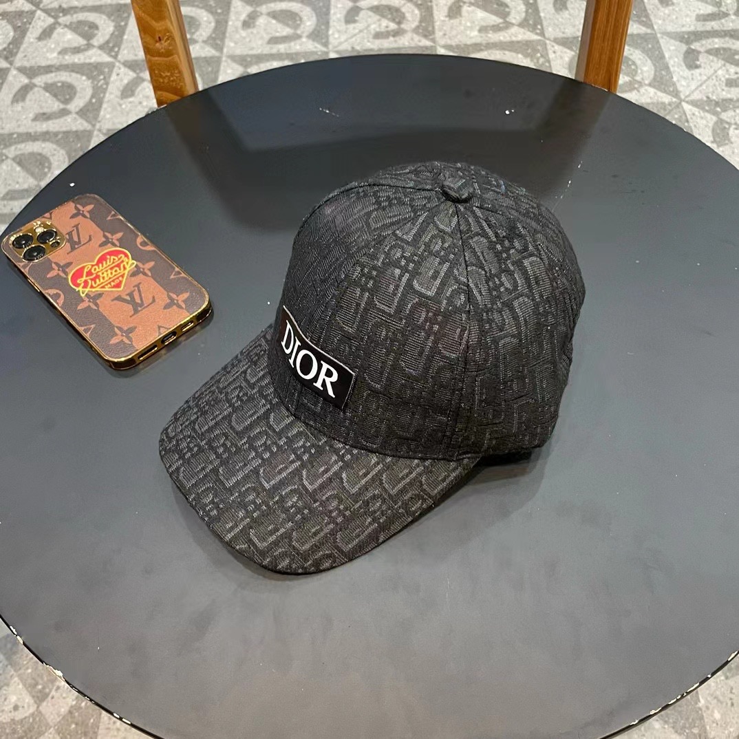 DIOR迪奥 刺绣官网同步新款发布 老花D家棒球帽🧢，水洗标吊牌齐全，超级火爆