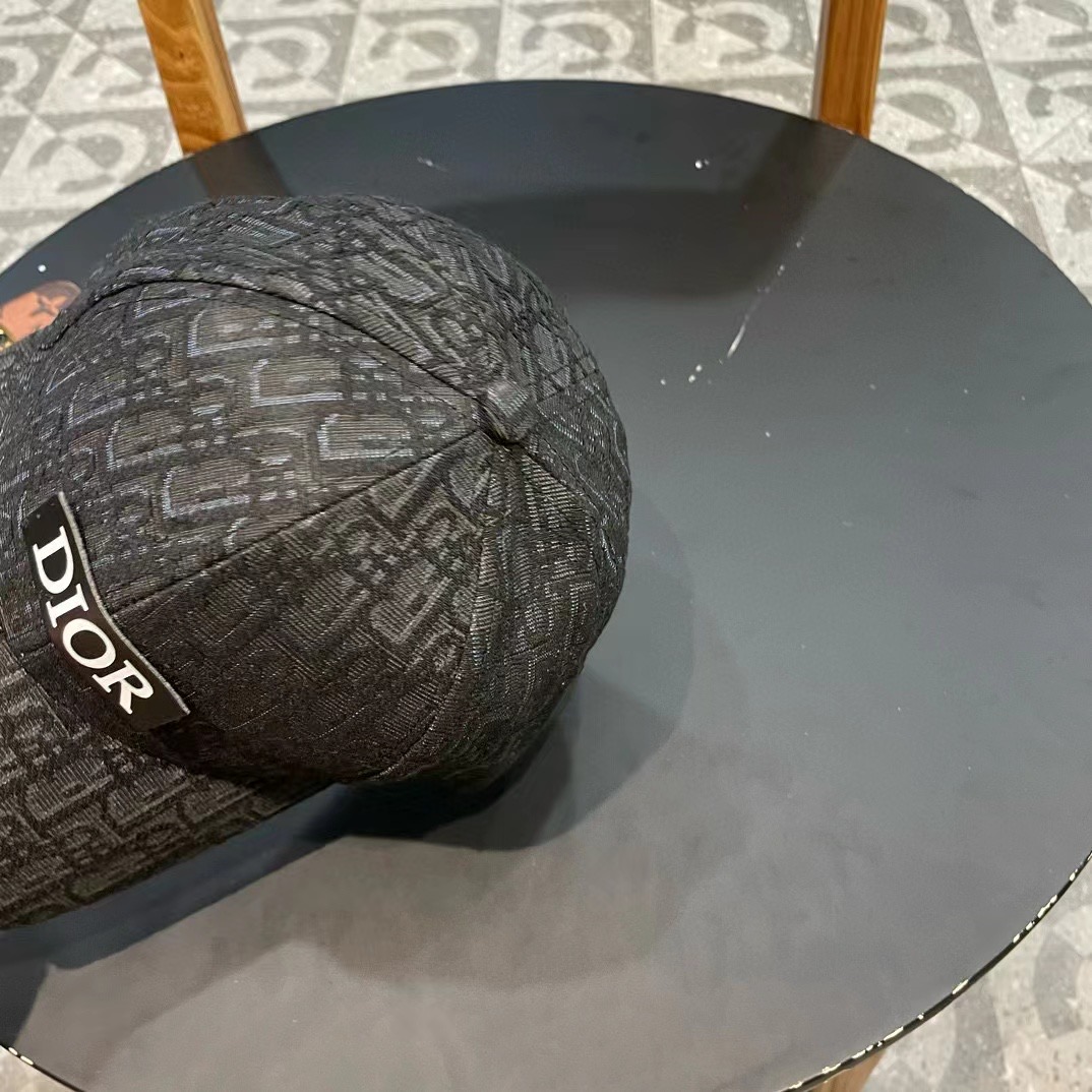 DIOR迪奥 刺绣官网同步新款发布 老花D家棒球帽🧢，水洗标吊牌齐全，超级火爆