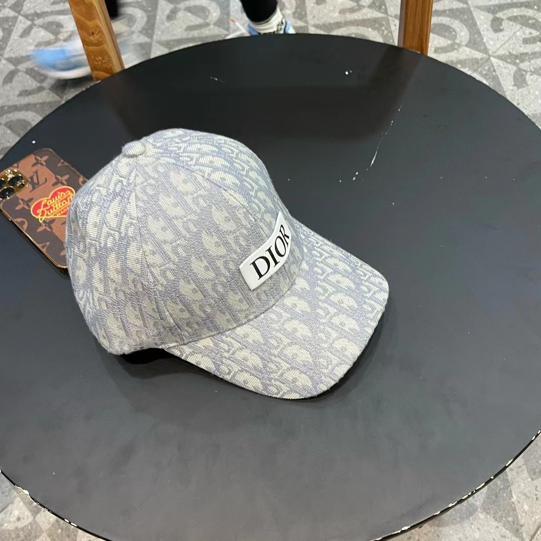 DIOR迪奥 刺绣官网同步新款发布 老花D家棒球帽🧢，水洗标吊牌齐全，超级火爆