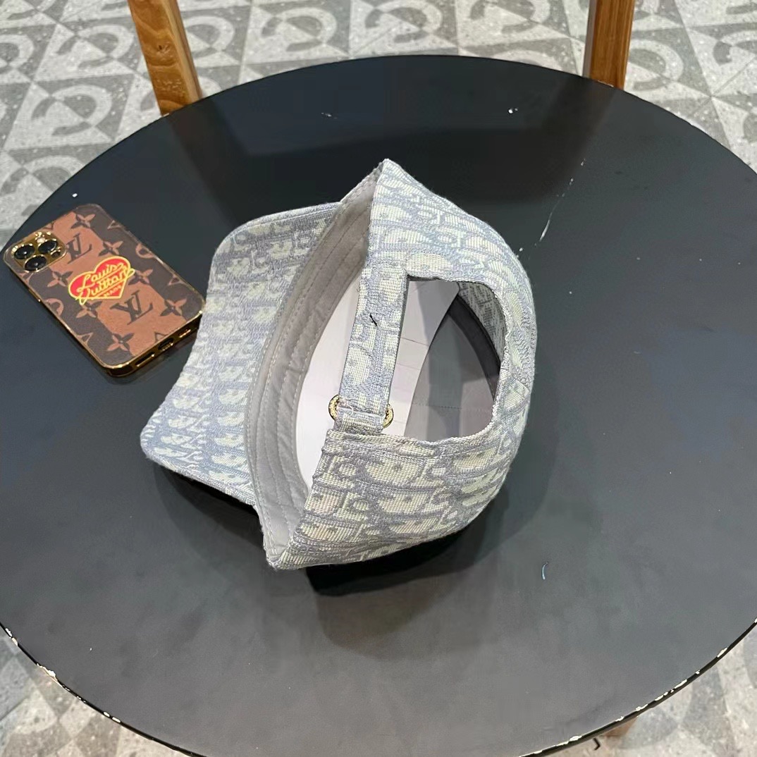 DIOR迪奥 刺绣官网同步新款发布 老花D家棒球帽🧢，水洗标吊牌齐全，超级火爆