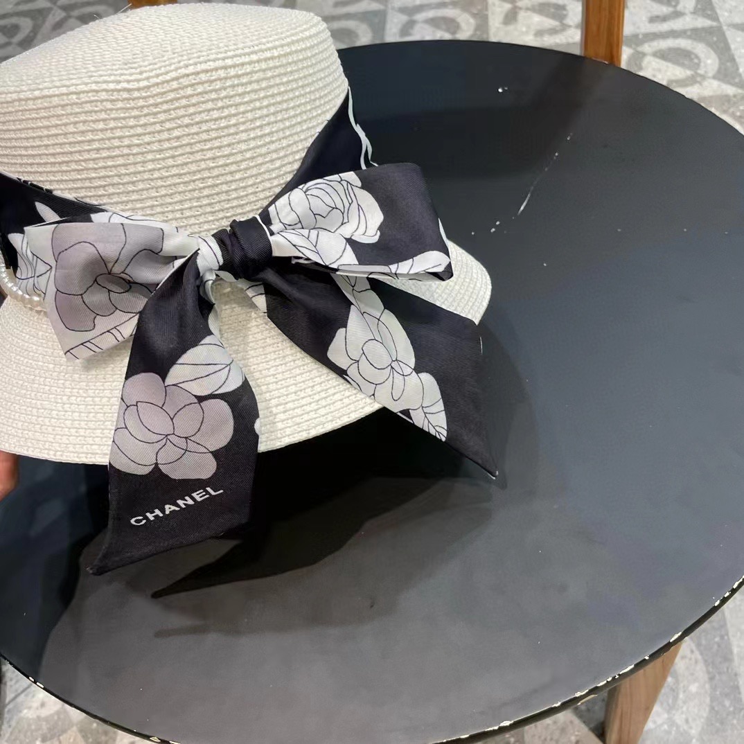 【CHANEL香奈儿】2026新款珍珠丝带款草编度假风盆帽草帽，大牌风～出街旅行单品
