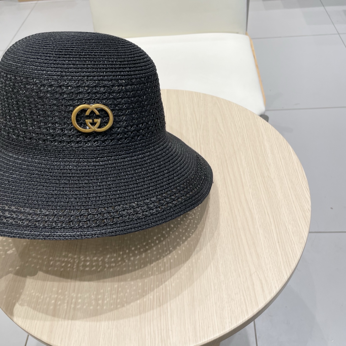  gucci古奇简约镂空水桶帽子女夏季防晒草帽撞色手编纹路渔夫帽百搭盆帽遮阳