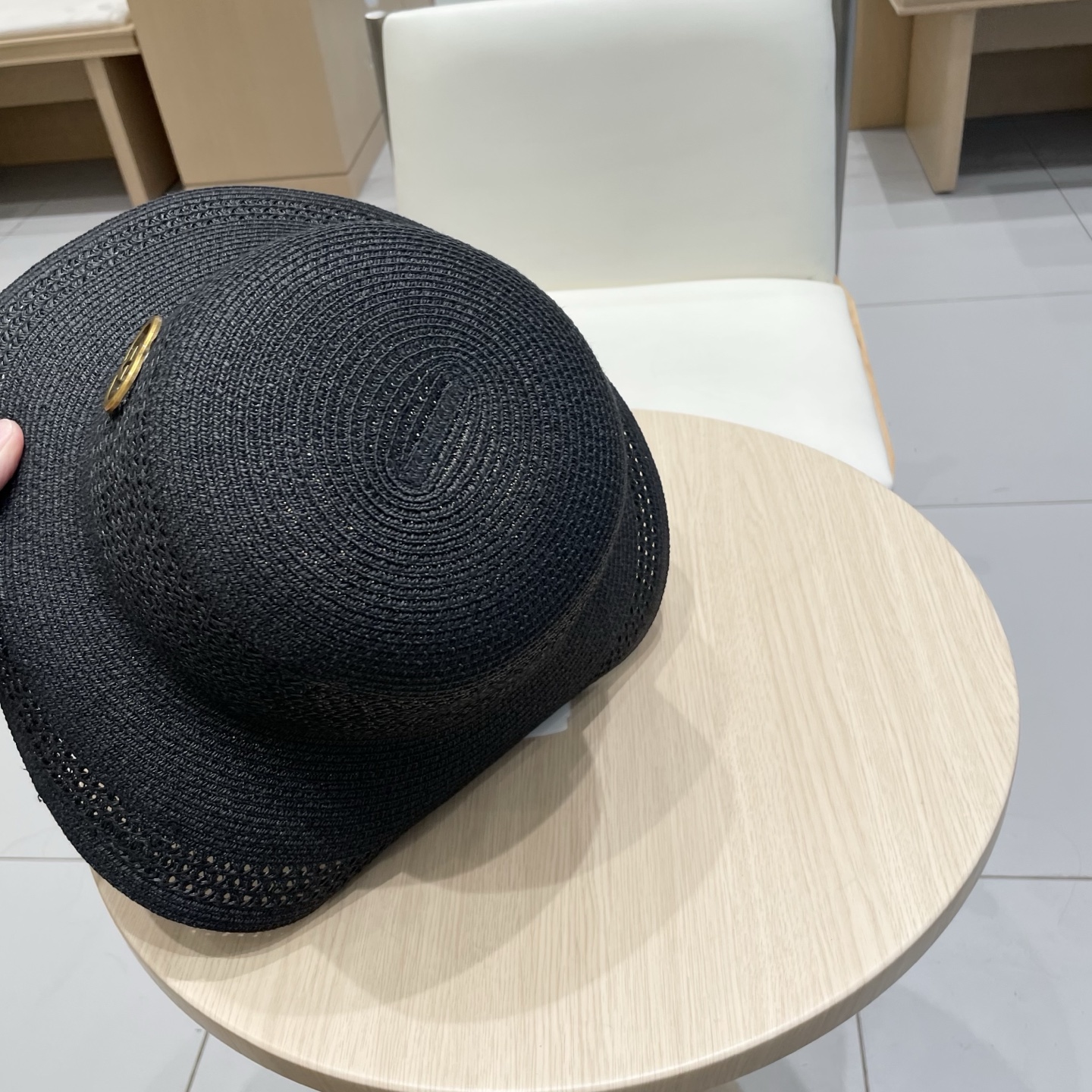  gucci古奇简约镂空水桶帽子女夏季防晒草帽撞色手编纹路渔夫帽百搭盆帽遮阳