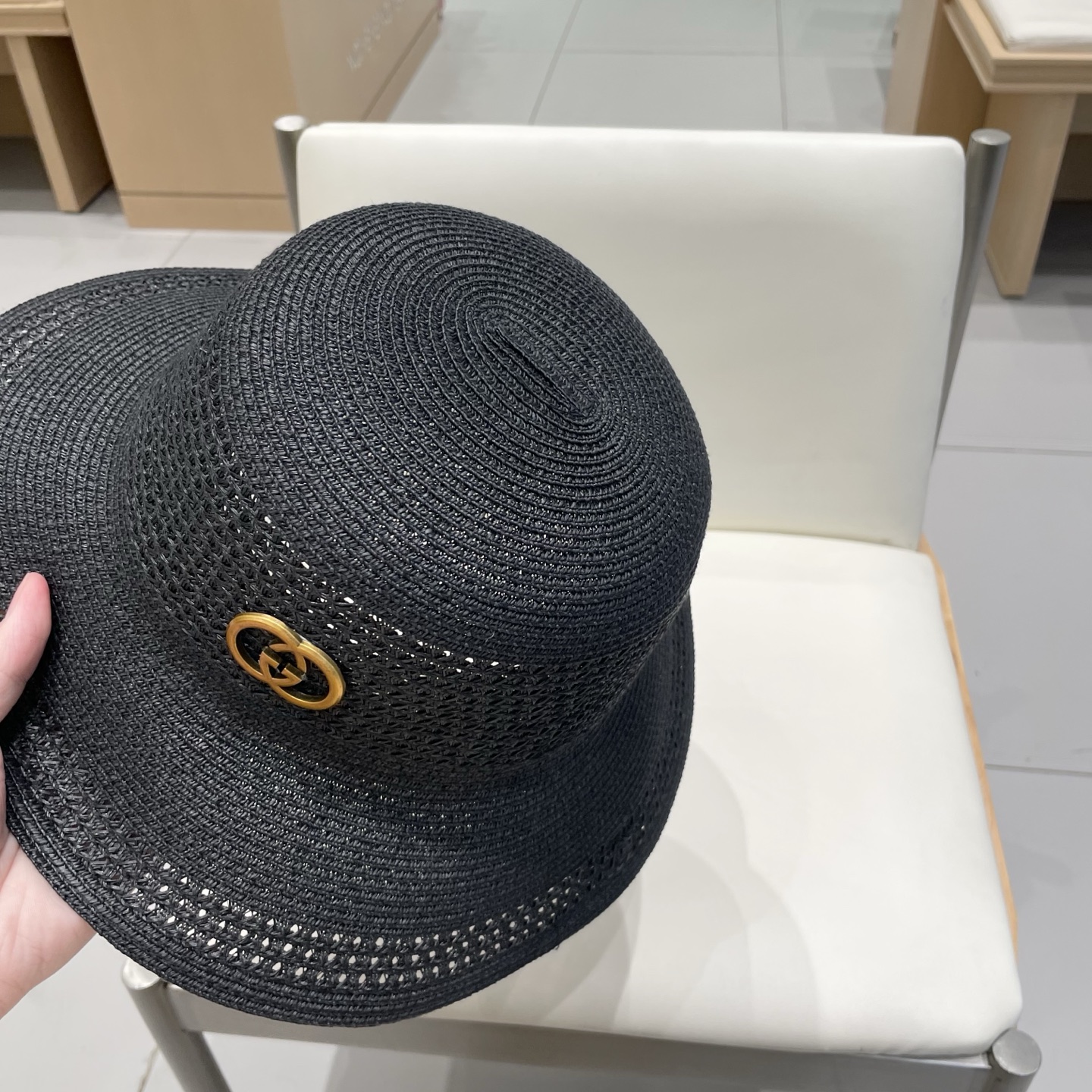 gucci古奇简约镂空水桶帽子女夏季防晒草帽撞色手编纹路渔夫帽百搭盆帽遮阳