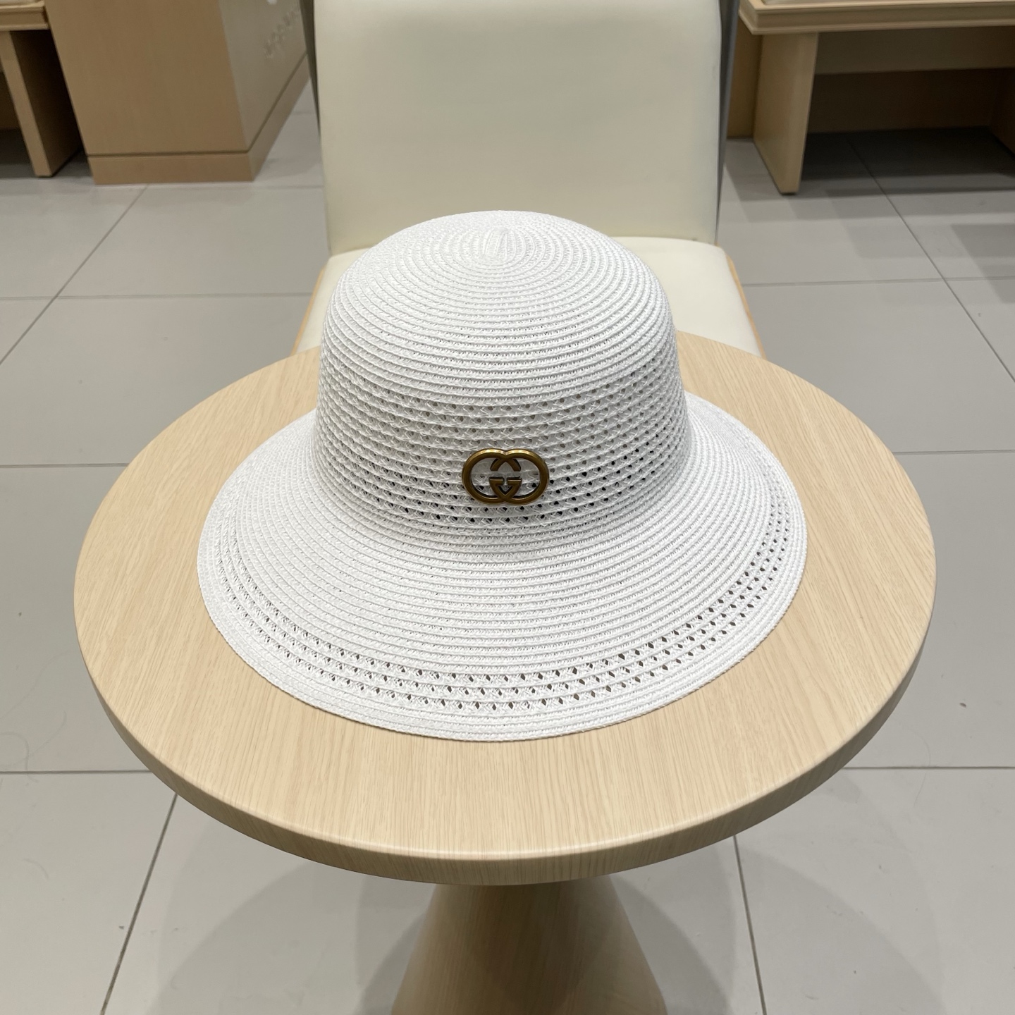  gucci古奇简约镂空水桶帽子女夏季防晒草帽撞色手编纹路渔夫帽百搭盆帽遮阳