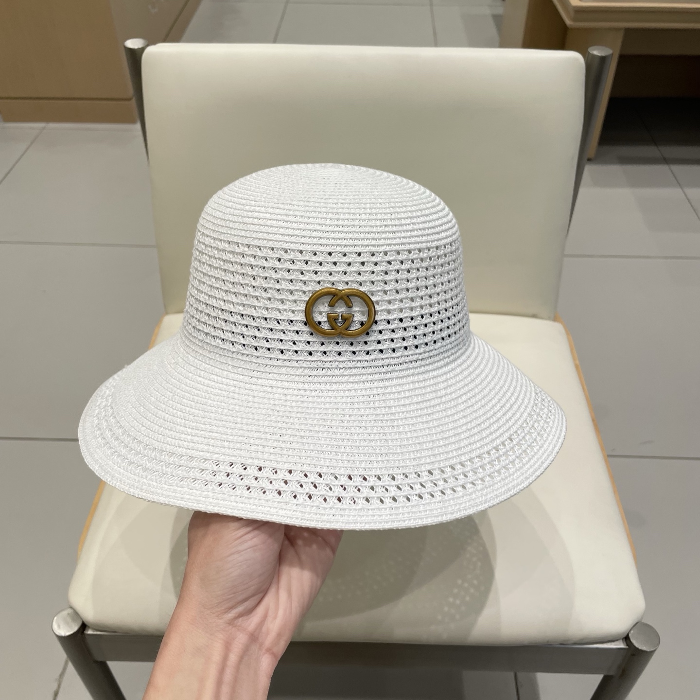  gucci古奇简约镂空水桶帽子女夏季防晒草帽撞色手编纹路渔夫帽百搭盆帽遮阳