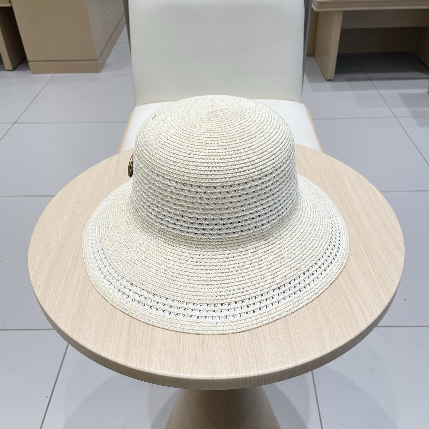 gucci古奇简约镂空水桶帽子女夏季防晒草帽撞色手编纹路渔夫帽百搭盆帽遮阳