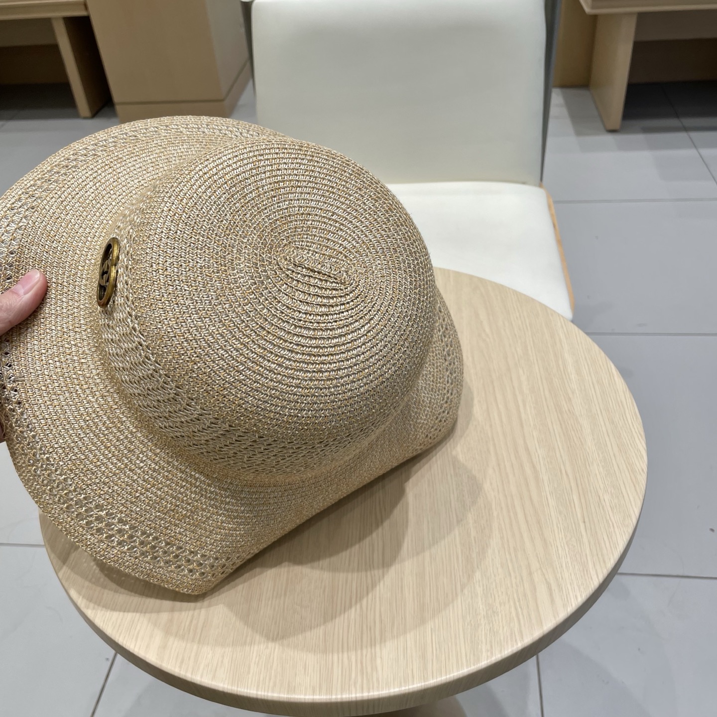 gucci古奇简约镂空水桶帽子女夏季防晒草帽撞色手编纹路渔夫帽百搭盆帽遮阳