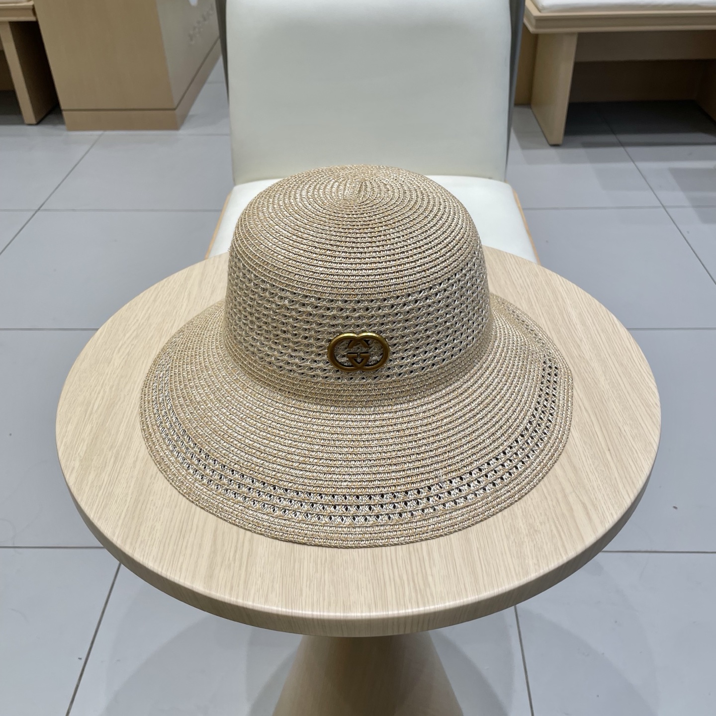  gucci古奇简约镂空水桶帽子女夏季防晒草帽撞色手编纹路渔夫帽百搭盆帽遮阳
