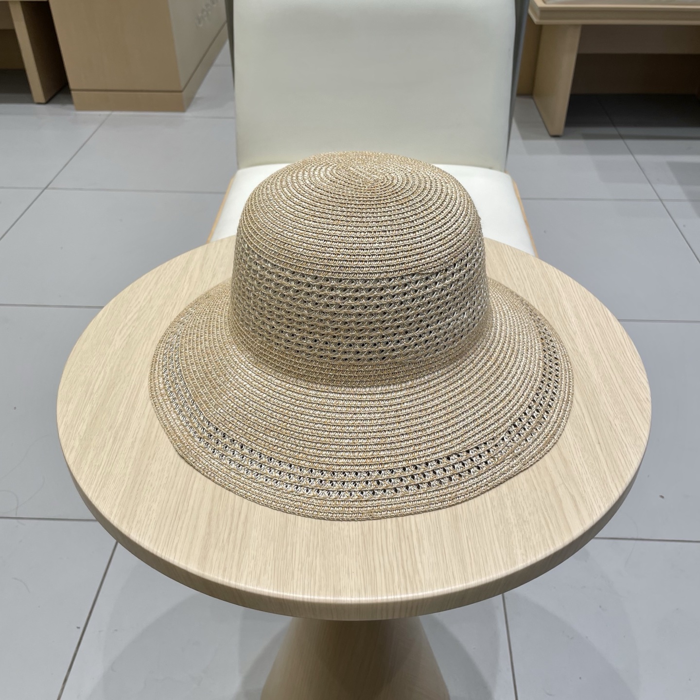  gucci古奇简约镂空水桶帽子女夏季防晒草帽撞色手编纹路渔夫帽百搭盆帽遮阳
