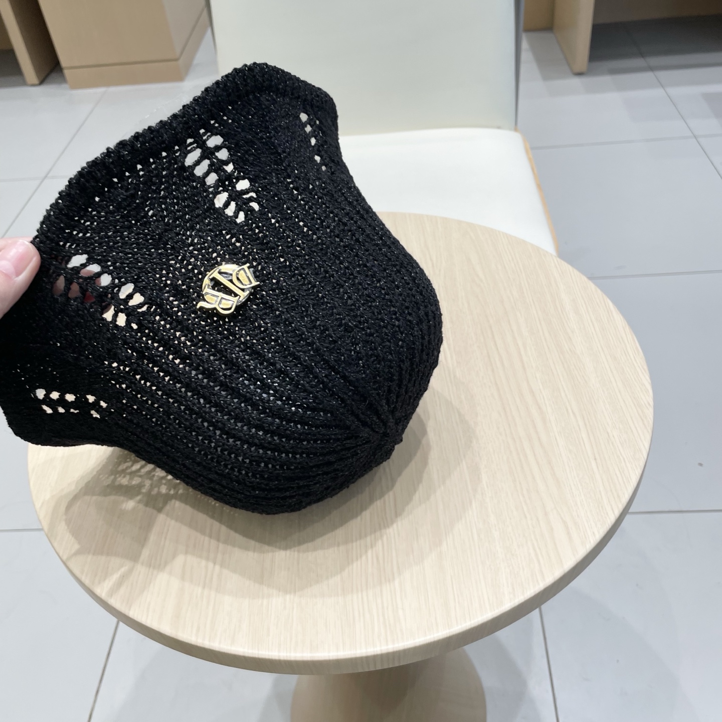 迪奥dior镂空简约纯色草编水桶帽女春季休闲百搭水桶帽防晒遮阳渔夫帽