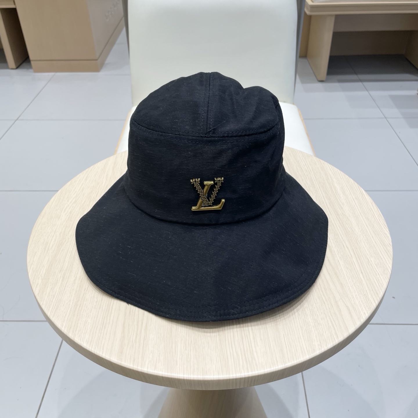 NO:359245,LV Louis Vuitton Korean version bow fisherman hat women spring and summer women sunbasin hat showing face small ins large brim sun protection sun hat hat straw hat fisherman hat baseball hat, hat, louis vuitton, louis vuitton, espadrilles, hatsLV路易威登韩版蝴蝶结渔夫帽女春夏女款遮阳盆帽显脸小ins大檐防晒太阳帽子帽子草帽渔夫帽棒球帽,帽子,louis vuitton,louis vuitton,espadrilles,hats,hat