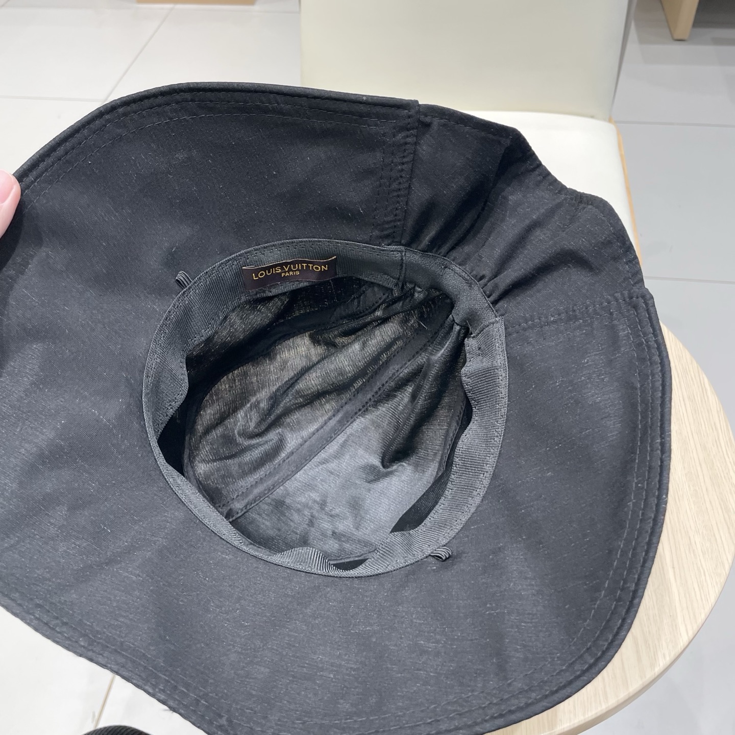 LV路易威登韩版蝴蝶结渔夫帽女春夏女款遮阳盆帽显脸小ins大檐防晒太阳帽子