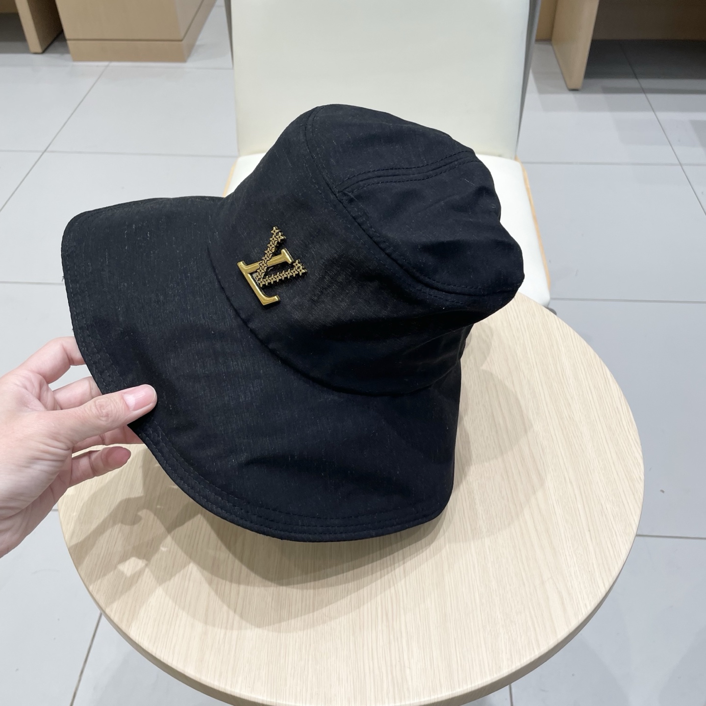 LV路易威登韩版蝴蝶结渔夫帽女春夏女款遮阳盆帽显脸小ins大檐防晒太阳帽子
