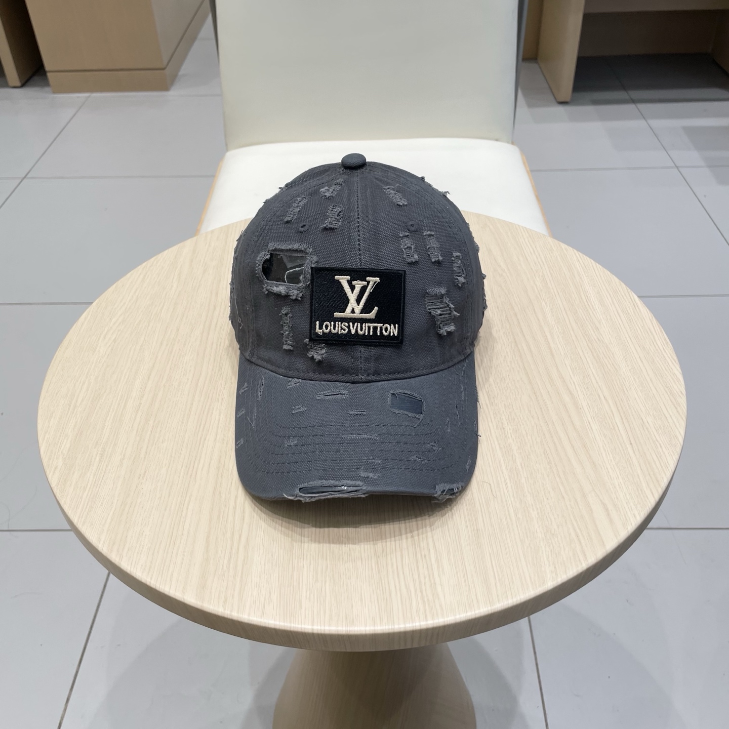 NO:230095,Louis Vuitton Baseball Cap Louis Vuitton's new LV baseball cap, high-end and atmospheric, versatile and universal for both men and women!  Run volume!  hat straw hat fisherman hat baseball hat, hat, louis vuitton, louis vuitton, louis vuitton, espadrilles, hats19860909路易威登棒球帽 LouisVuitton新款LV棒球帽,高端大气,百搭款男女通用！跑量！帽子草帽渔夫帽棒球帽,帽子,louis vuitton,louis vuitton,louis vuitton,espadrilles,hats,hat