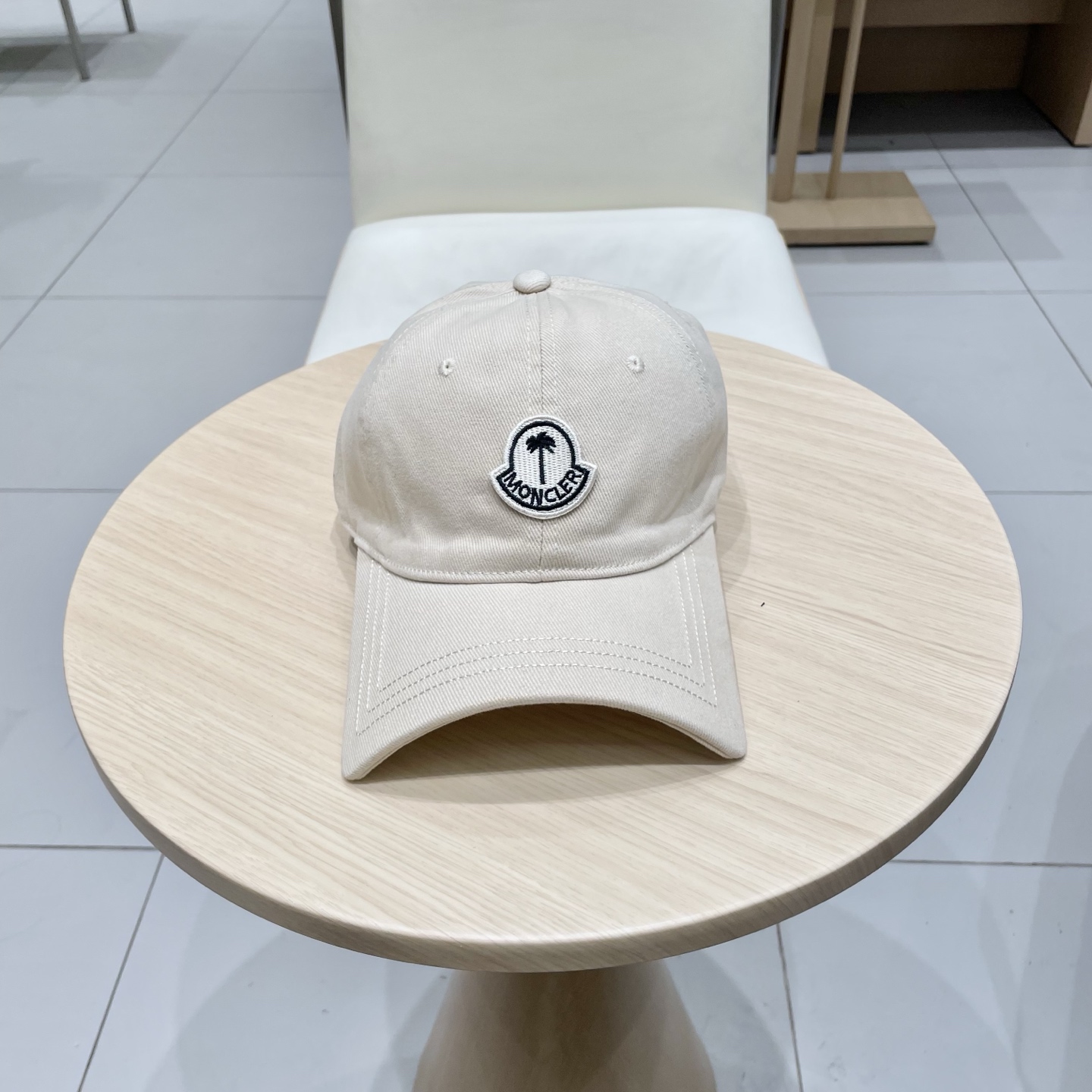 NO:230098,Moncler spring new style personalized baseball cap, high quality breathability, all seasons wearing style, high appearance, men and women's same hat, straw hat, fisherman hat, baseball cap, hat, christian louboutin, Moncler, espadrilles, hats19860909蒙口Moncler春款新款个性棒球帽,高品质透气性巨佳,四季佩戴款 高颜值时尚单品男女同款帽子草帽渔夫帽棒球帽,帽子,christian louboutin,Moncler,espadrilles,hats,hat