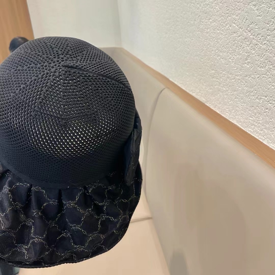 PRADA普拉达 2024新款夏季渔夫帽女士大檐防紫外线沙滩帽子防晒遮阳出游太阳帽